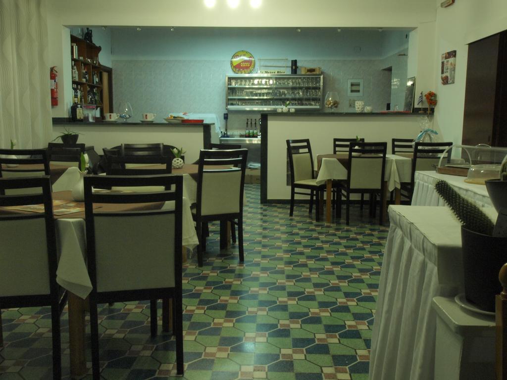 Serifos Beach Hotel Livadi  Exterior photo