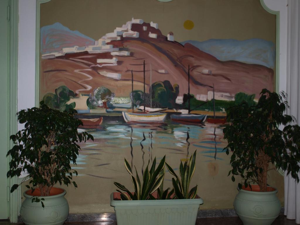 Serifos Beach Hotel Livadi  Exterior photo